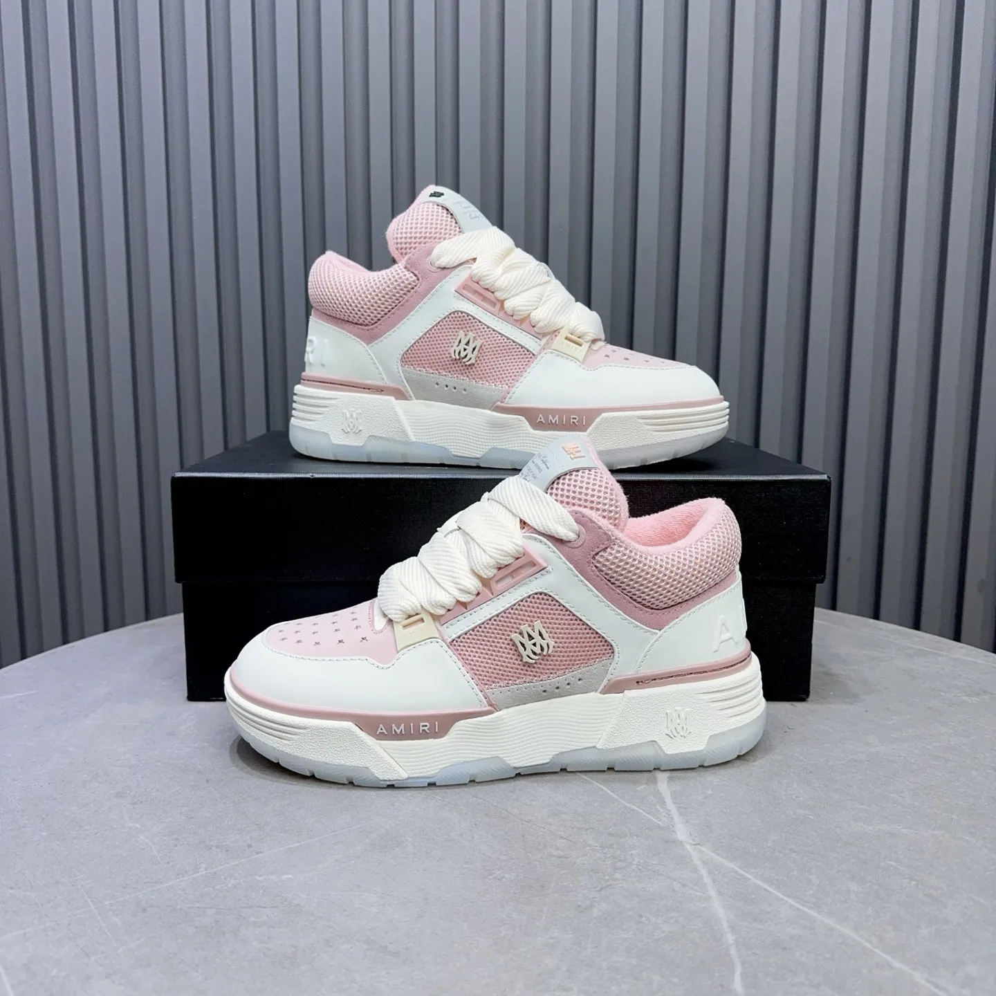 Men's shoes 💰660💰 AMIRI AMIRI trendy brand hot sale 🔥 Available all year round, couples 💑 Official website synchronization Imported fabrics 1⃣️ vs 1⃣️ replica, original factory special original sole, 35-45 (45. non-refundable)
